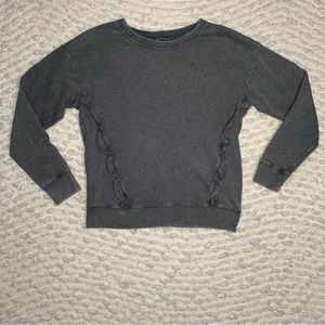 ABERCROMBIE FITCH WOMENS SMALL SWEATER SOFT CHARCOAL GRAY GARMENT DYED RUFFLE